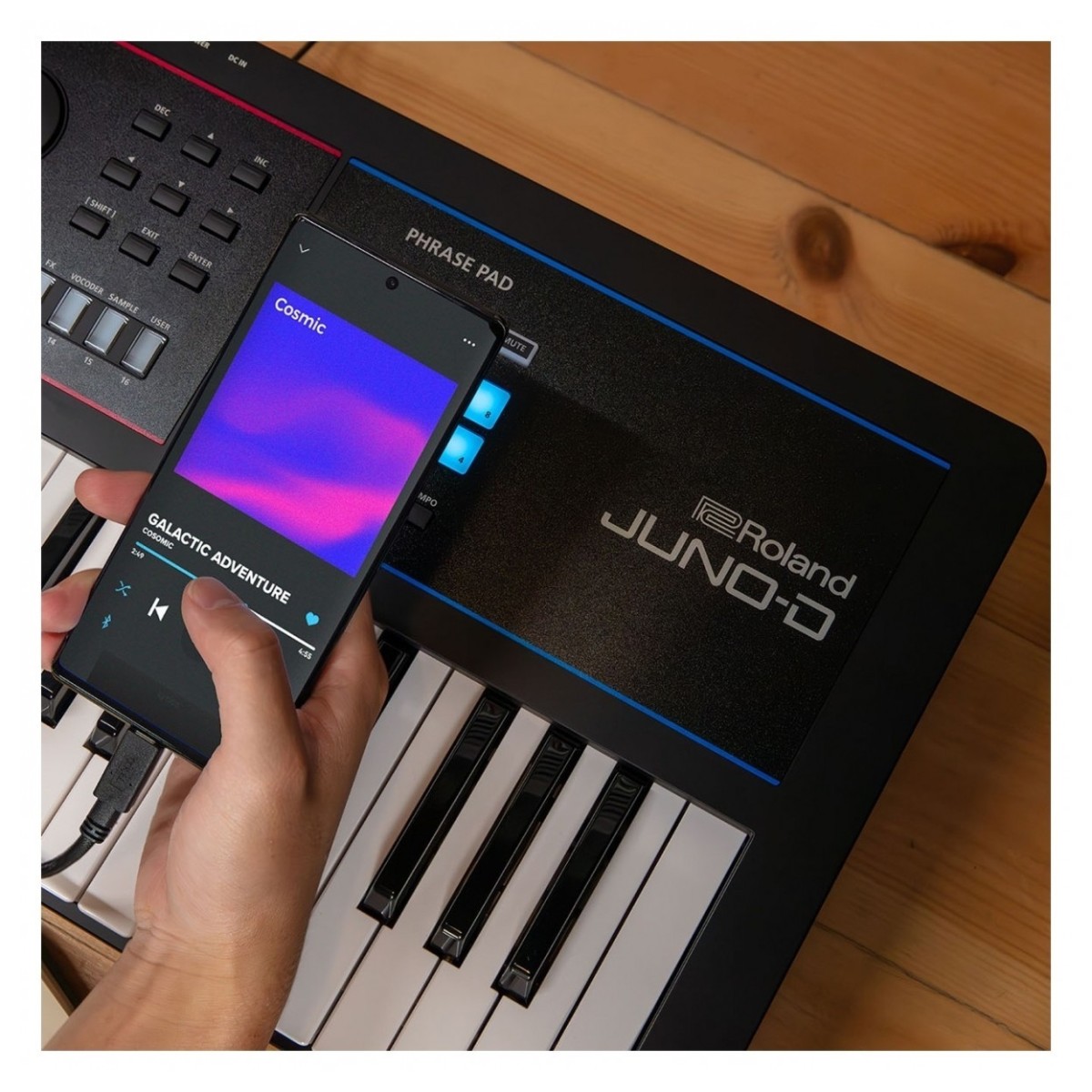 Roland Juno D-6 61 Key Portable Synthesizer with X-Frame Stand - Image 4