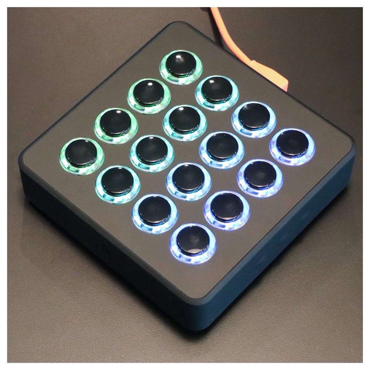 DJ Tech Tools MIDI Fighter Spectra Black - Image 4