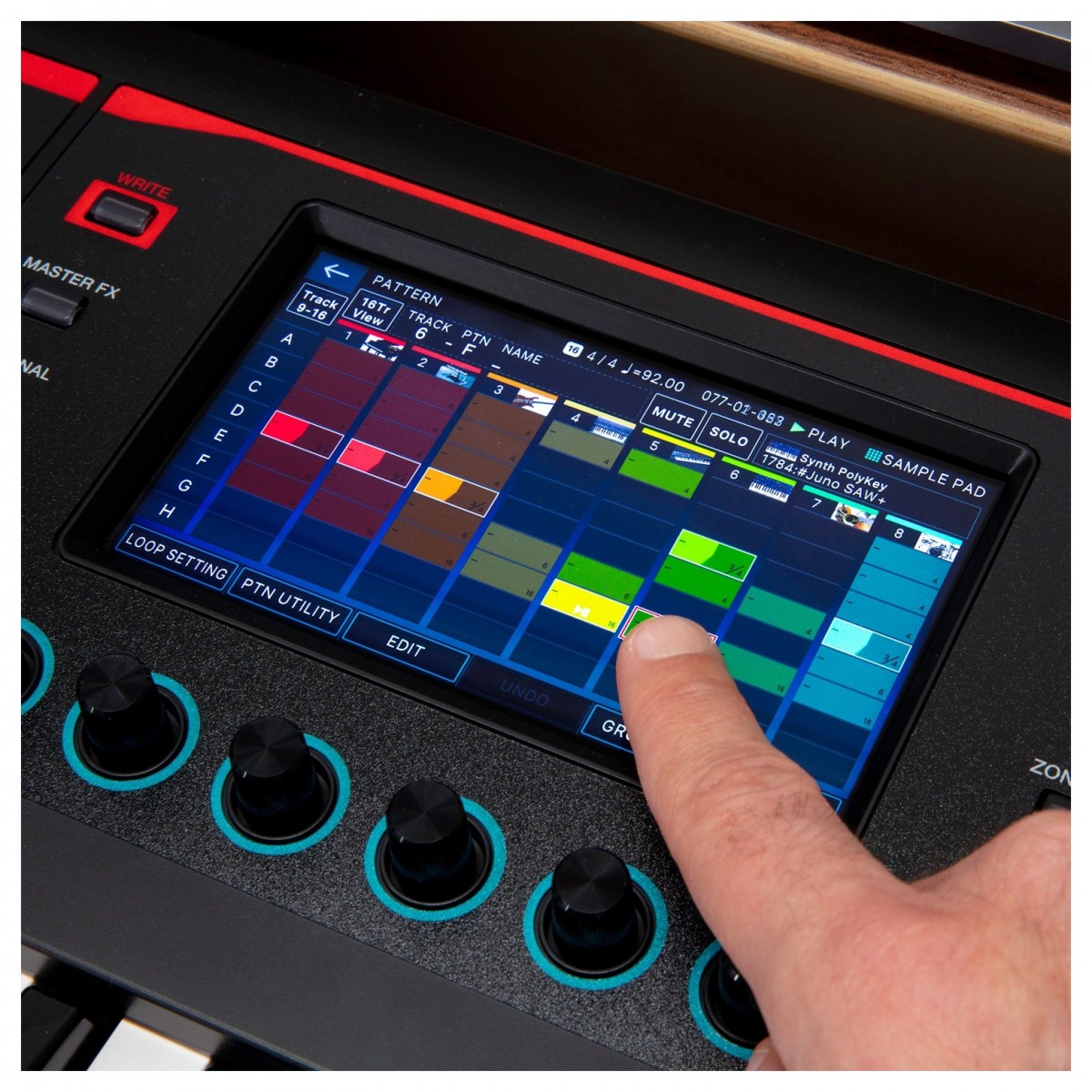 Roland Fantom-07 Synthesizer Keyboard - Image 2