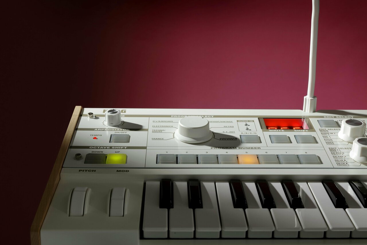 Korg MicroKORG S Synthesizer/Vocoder