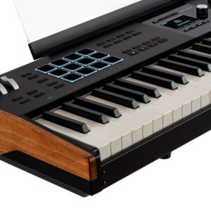 Arturia KeyLab 88 MK3 MIDI Keyboard & Controller in BLACK - Image 5