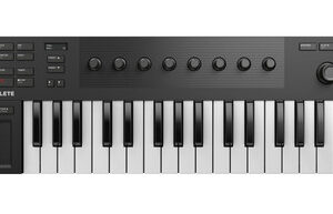 Native Instruments Komplete Kontrol M32 MIDI Keyboard & Controller - Image 2