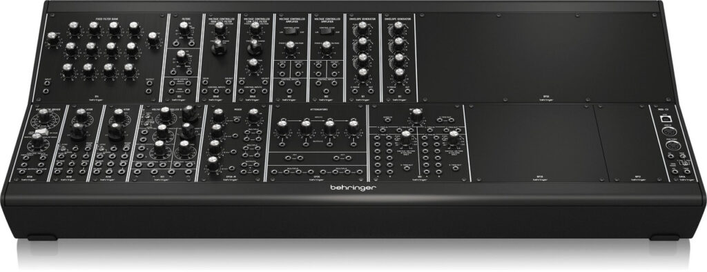 Behringer SYSTEM 15 Modular Synthesizer with 16 Eurorack Modules