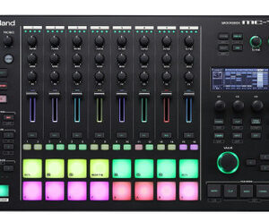 B Stock : Roland MC-707 Groovebox Drum Machine, Sampler and Sequencer - 707 - Image 1