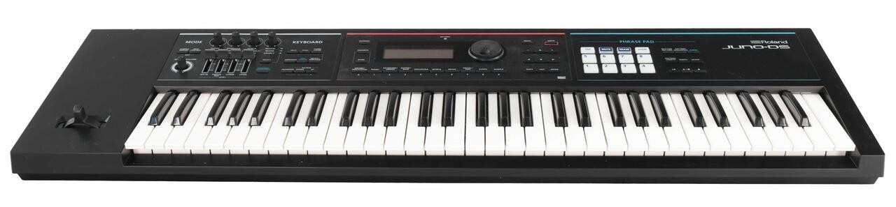 Second Hand Roland DS-61 Synthesiser 128 - Image 1