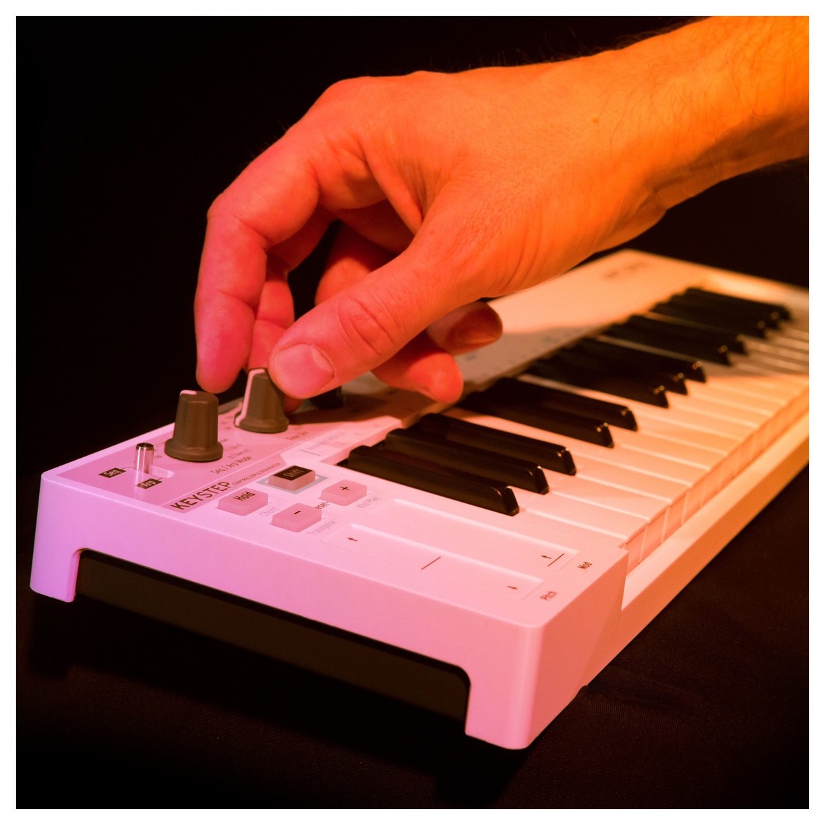 Arturia KeyStep USB Keyboard with Polyphonic Step Sequencer - Image 2