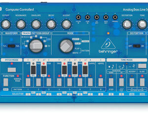 Behringer TD-3-BB Analogue Bass Line Synthesizer - Image 2