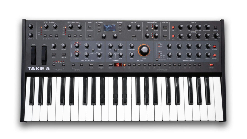B Stock : Sequential Take 5 - 5-Voice Analogue Synthesizer - 013